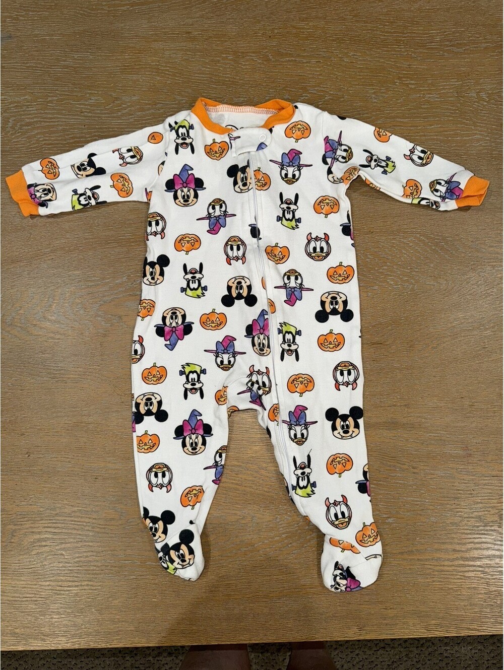 Disney Baby Halloween Sleeper 3-6 Month Mickey, Minnie Daisy Donald Goofy